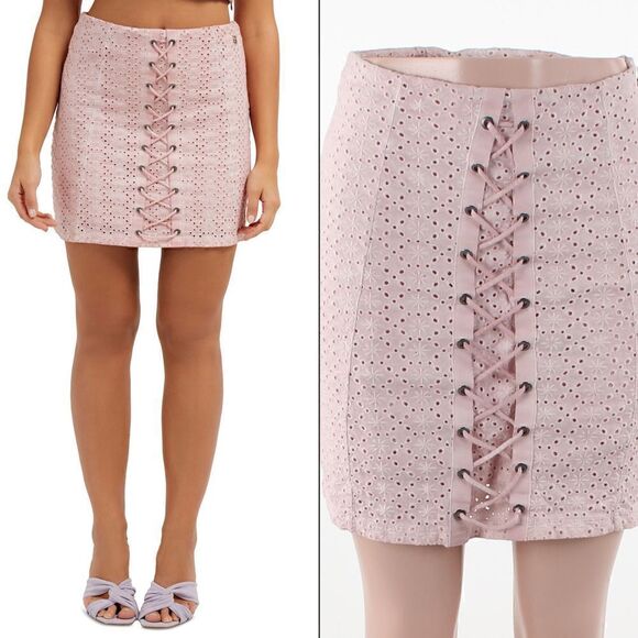 GUESS Becka Mini Skirt in Rose Bliss - Picture 1 of 5